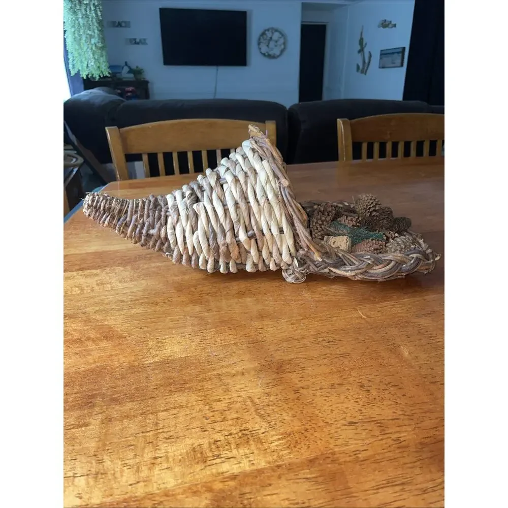 Large Cornucopia Horn of Plenty Woven Vine Basket Fall Thanksgiving